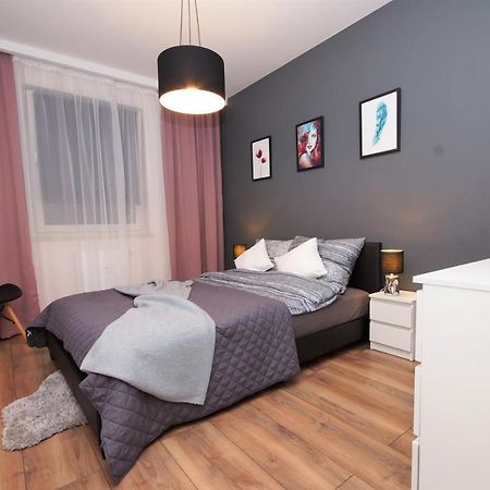 גורז'וב ווילקופולסקי Loft Apartament 1 מראה חיצוני תמונה